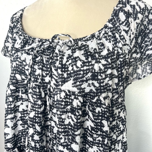 URBAN OUTFITTERS Bea Gingham Floral Mini Dress Black White Size Medium - Picture 10 of 15